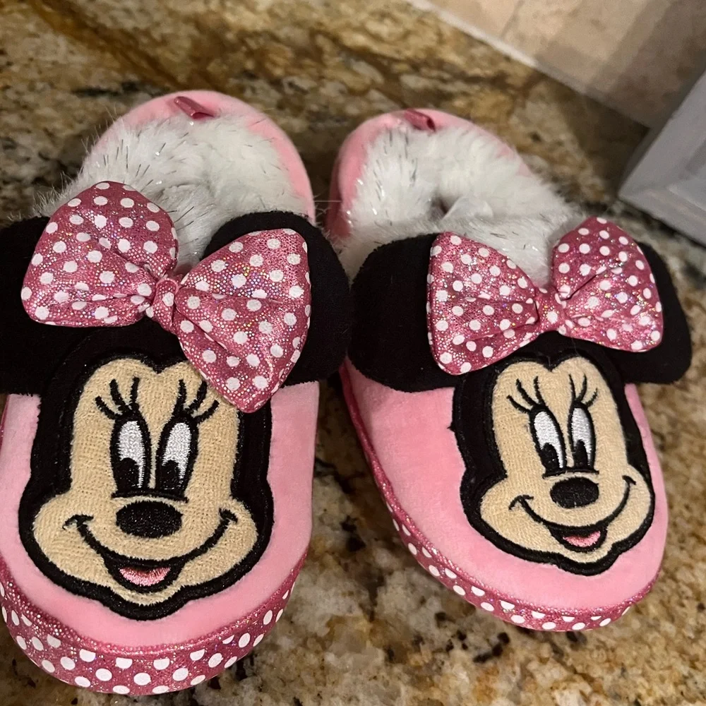Minnie Mouse Slippers Comfy House Shoes Toddler Girl 9-10 Cozy Pink New